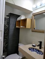 Victoria Suites