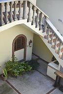 Victoria Suites