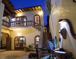 Victoria Suites