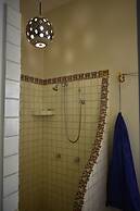 Victoria Suites
