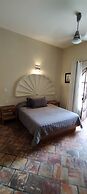 Victoria Suites