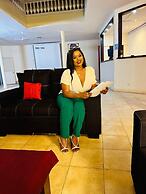 Melia's Hotel