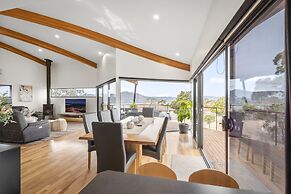 Tree Top Views - 4 Bedroom House
