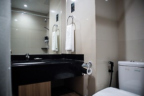 Aglow Hotel Harbor Bay Batam