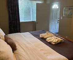 Sunshine Coast Resort Hotel & Marina