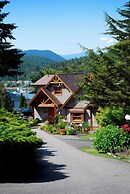 Sunshine Coast Resort Hotel & Marina