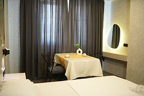 Cali Royal Otel