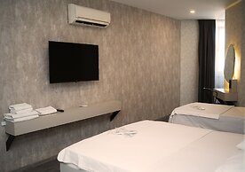 Cali Royal Otel