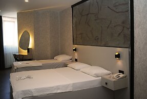 Cali Royal Otel