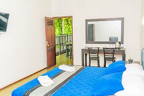 ShiCo Transit Hotel