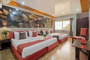 Hotel The Amar Grand