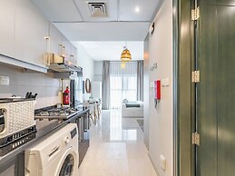 Charming Studio Escape With City View