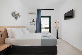 Blue Horizon Apartments