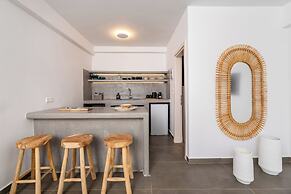 AquaLung Suites