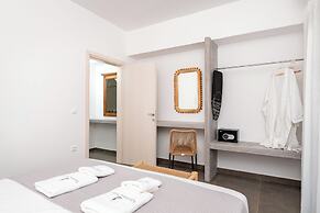 AquaLung Suites