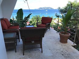 Coconut Breeze Villas