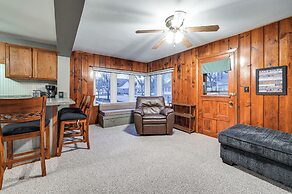 Clear Lake Vacation Rental: Walk to City Beach!
