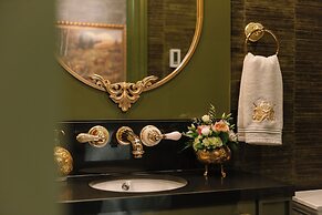 The Scotsman Hotel