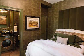 The Scotsman Hotel