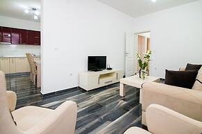 Limunada Apartments