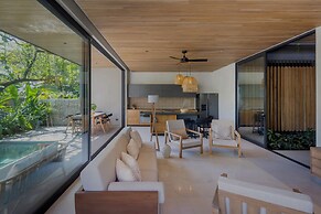 QUIN Surf Residence Nosara