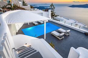 Immaculate 5-bed With Pool - Villa Eros Sea