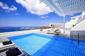 Immaculate 5-bed With Pool - Villa Eros Sea
