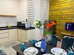 Neu Suites By Serenity Vacation Homes