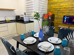 Neu Suites By Serenity Vacation Homes