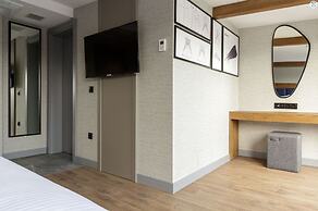 Ramada Encore by Wyndham Istanbul Arnavutkoy