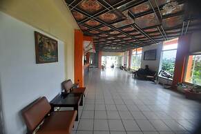 Capital O 93733 Hotel Linggarjati Kuningan