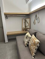 Avres Apartments