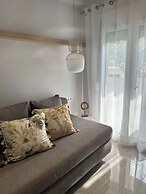 Avres Apartments