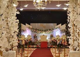 Aimas Hotel & Convention Centre