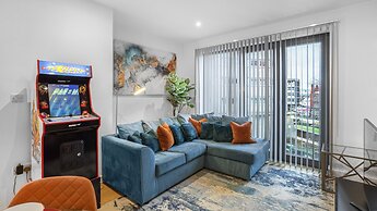 2 Bed Apt Sleeps 7 - Arcade Machine, Wifi, Central