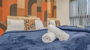 2 Bed Apt Sleeps 7 - Arcade Machine, Wifi, Central