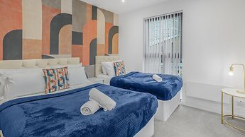 2 Bed Apt Sleeps 7 - Arcade Machine, Wifi, Central