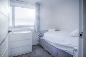 Oasis - 2 Bed Apartment - Ocean Breeze