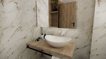 NALU LUXURY SUITES