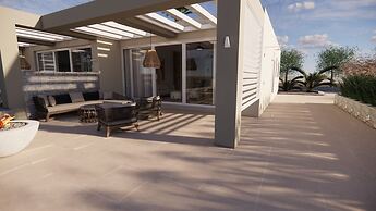 NALU LUXURY SUITES