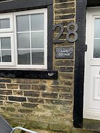 Stunning 1-bed Cottage in Halifax