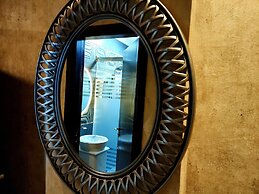 Pyramids planet hotel