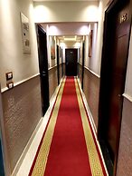 Pyramids planet hotel