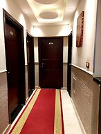 Pyramids planet hotel