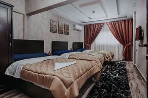 Pyramids planet hotel