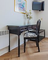 Orly Suites
