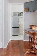 Orly Suites