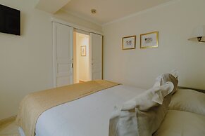 Orly Suites