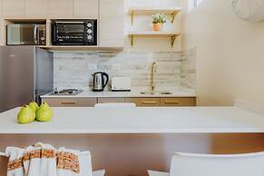 Orly Suites