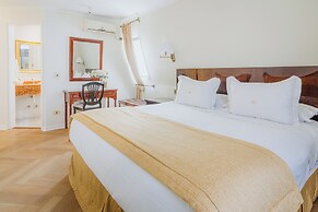 Orly Suites